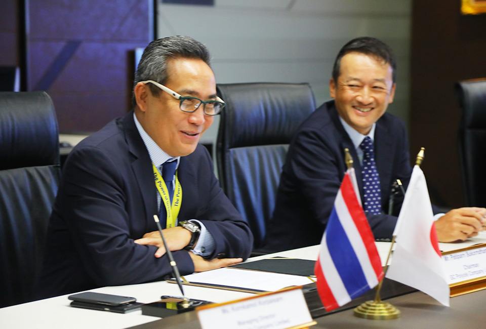 Distributorship Agreement Signing Ceremony